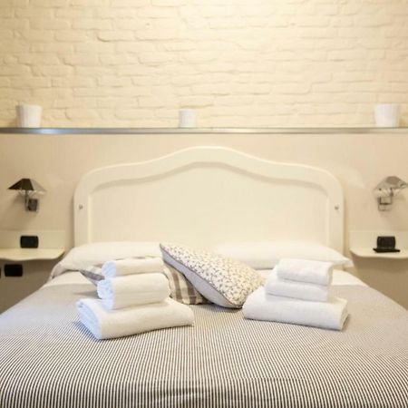 Two Sisters Suites Napoli Eksteriør bilde