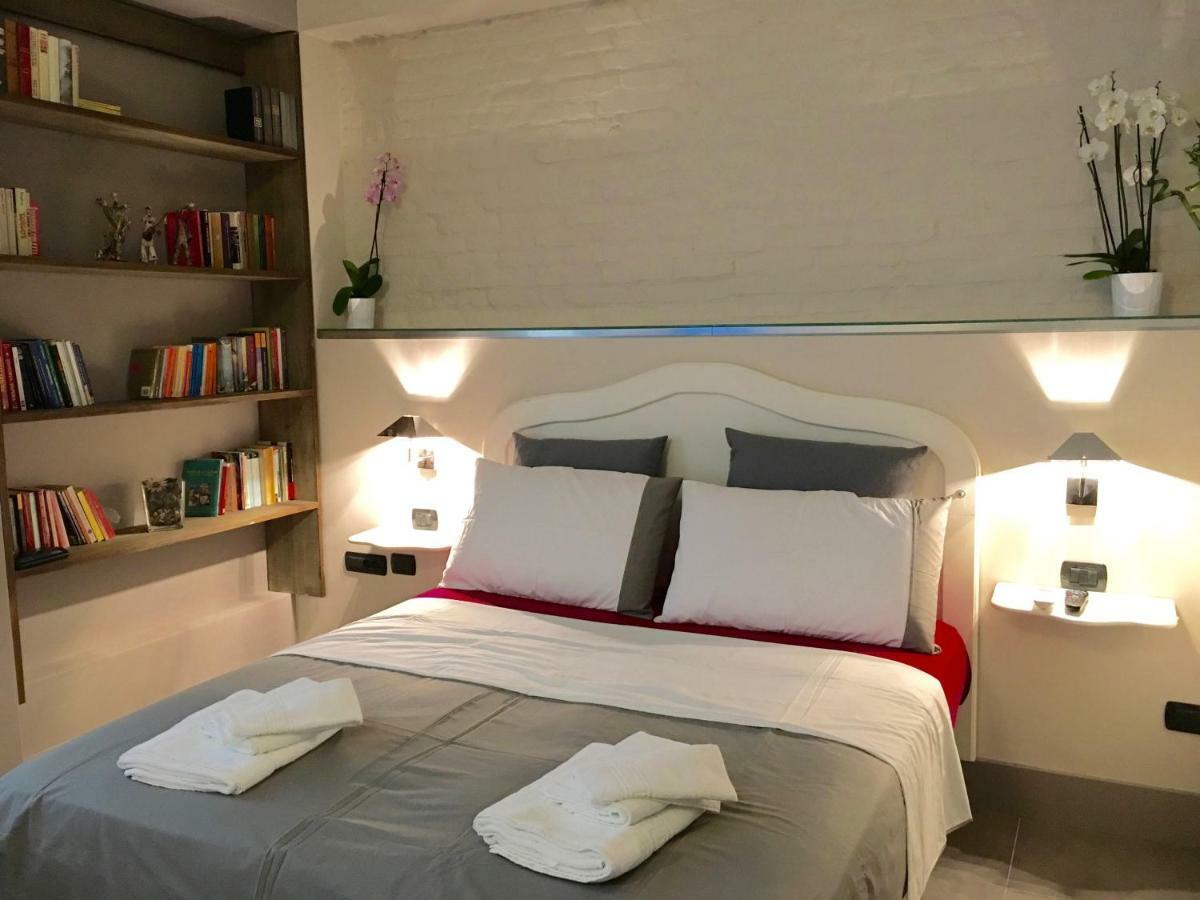 Two Sisters Suites Napoli Eksteriør bilde