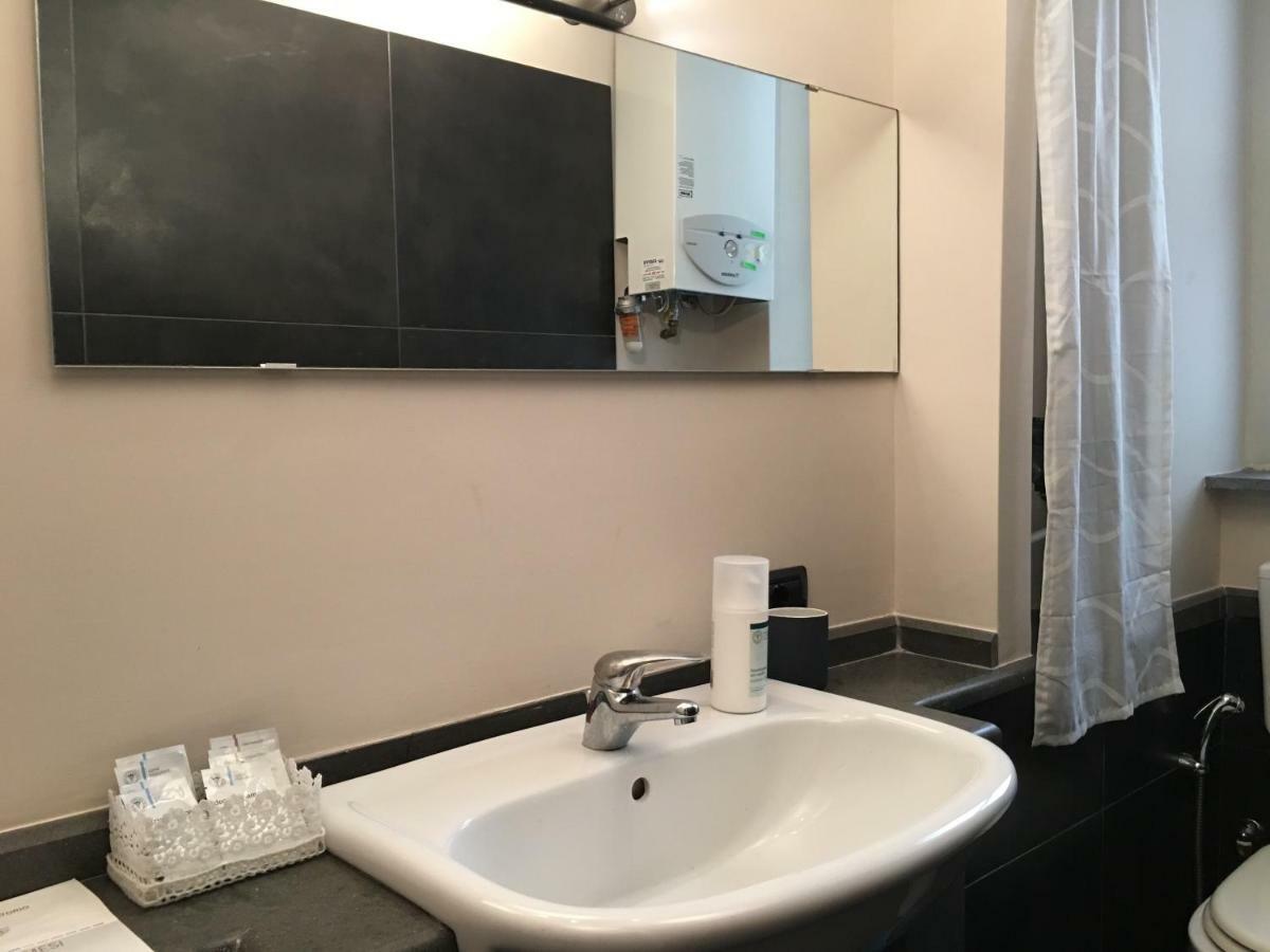 Two Sisters Suites Napoli Eksteriør bilde