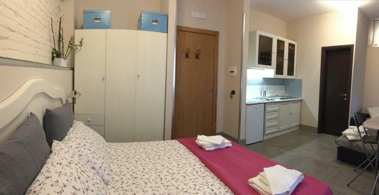 Two Sisters Suites Napoli Eksteriør bilde
