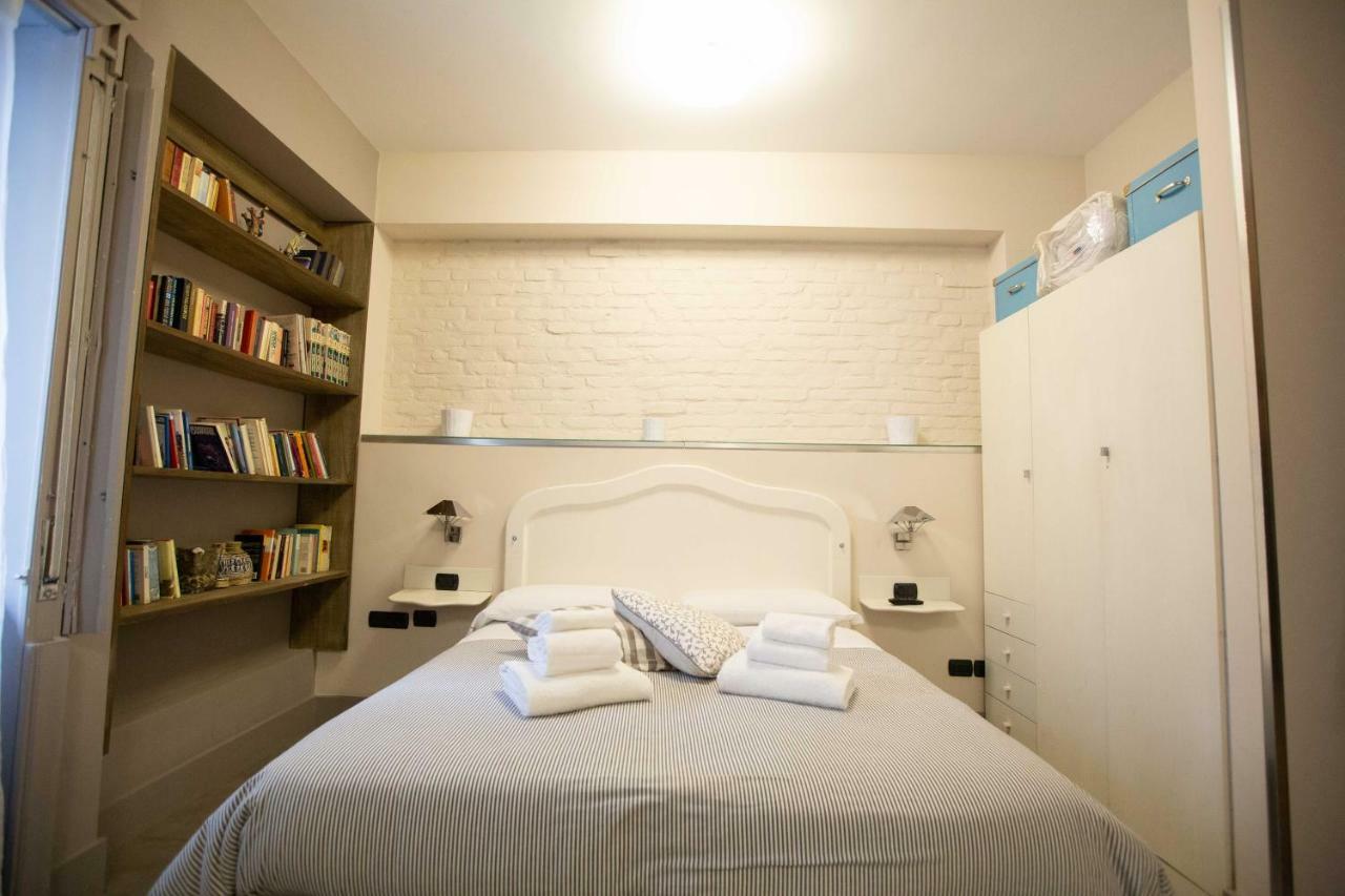 Two Sisters Suites Napoli Eksteriør bilde